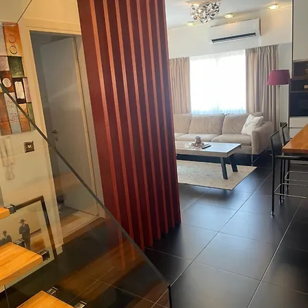 Md&k Duplex Lägenhet Tirana
